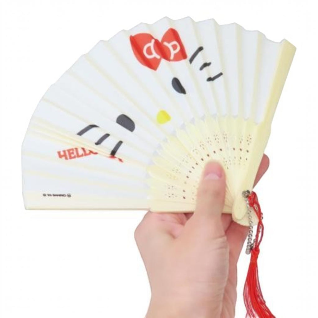 sanrio-hello-kitty-pocket-friends-foldable-mini-folding-fan-keychain