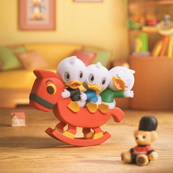 Disney Donald Duck Club Blind Box