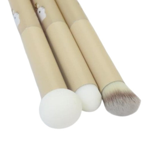 sanrio-hello-kitty-leopard-concealer-brush-set