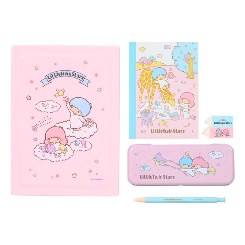 Stationery set with 'Little Twin Stars' design on a white background
