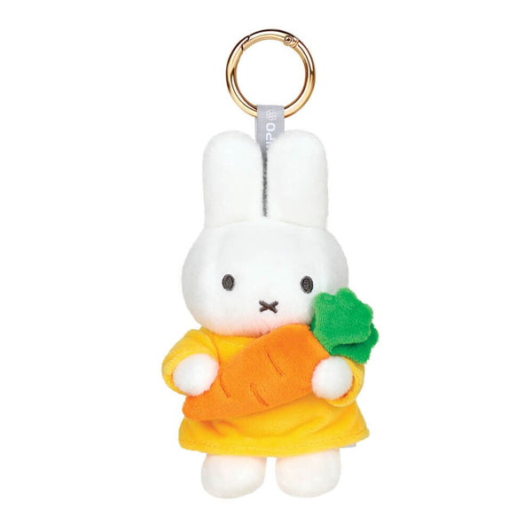 Miffy with Carrot Keychain - Twinkle Glory